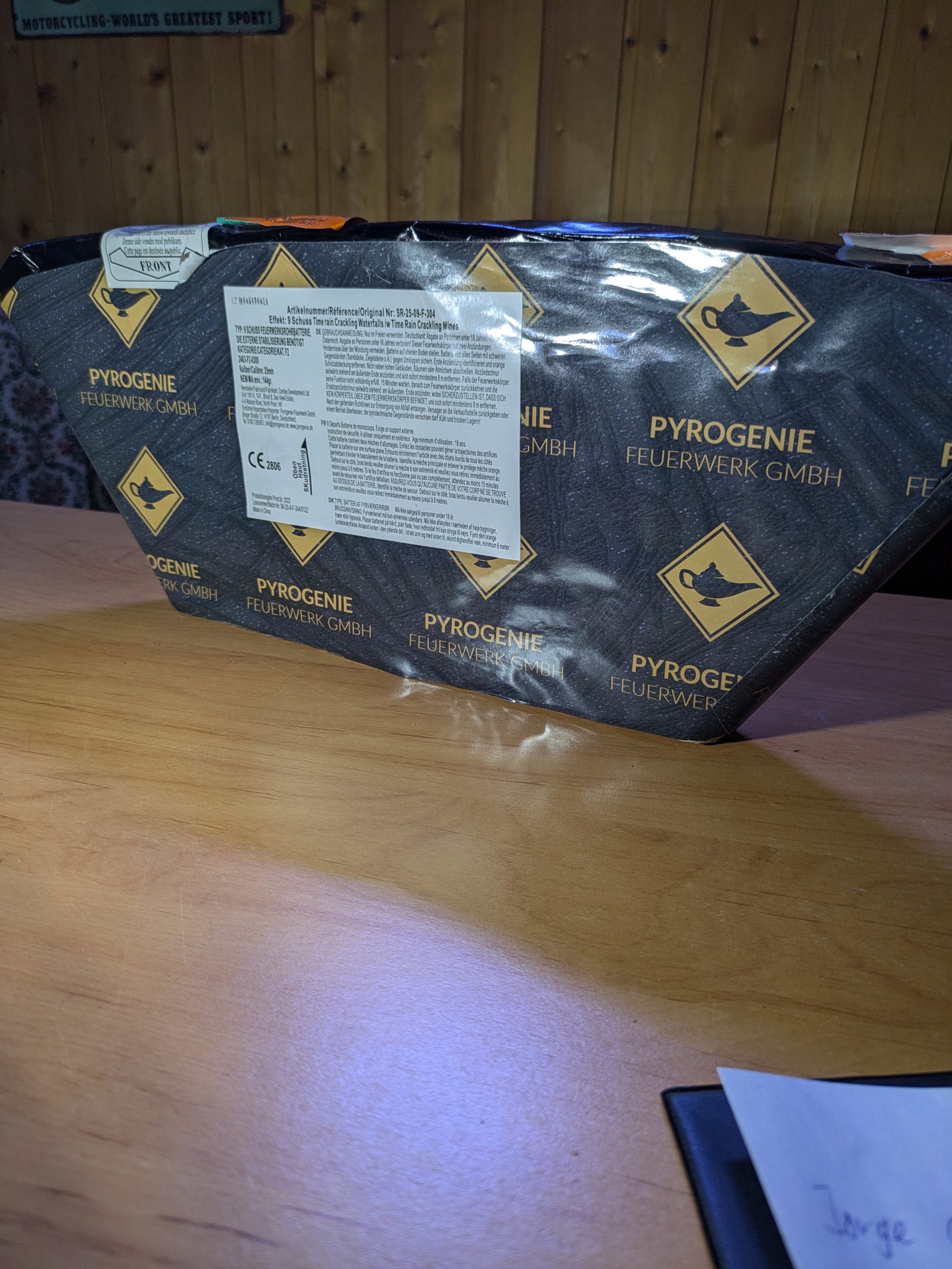 SR-25-09-F-304 Time Rain Crackling Waterfall